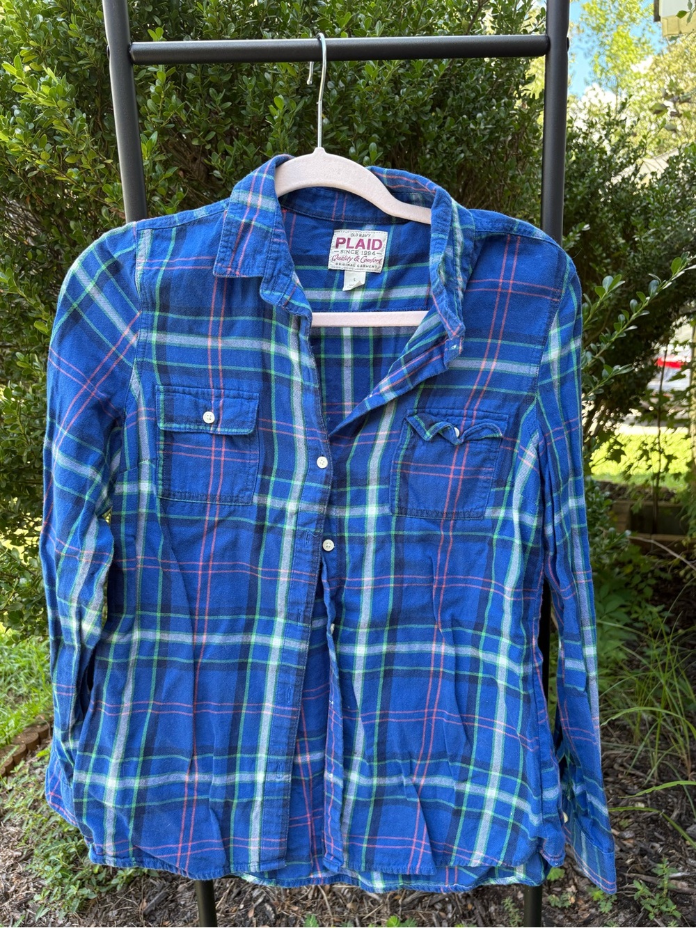 Old Navy Blue Green Plaid Button-Down Shirt